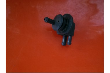 Oleo-Mac, EFCO Sparta 25 з'єднання в бак пластик, вставка в бак мотокоса оригінал 4162270